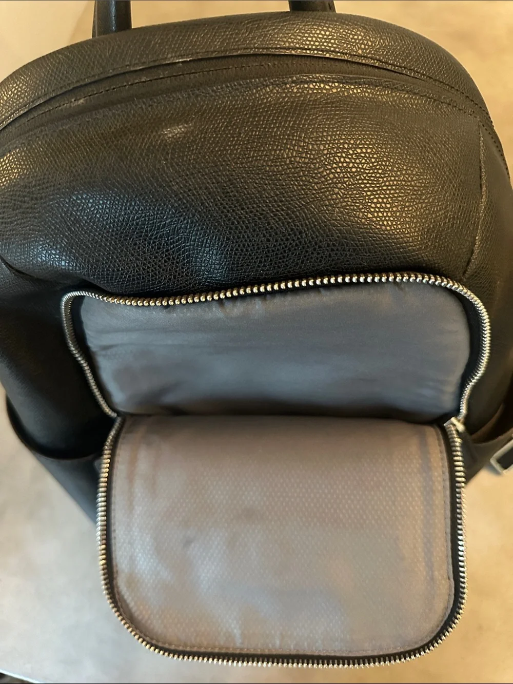 TUMI Black Pebbled Leather Backpack - Sleek Everyday Carry